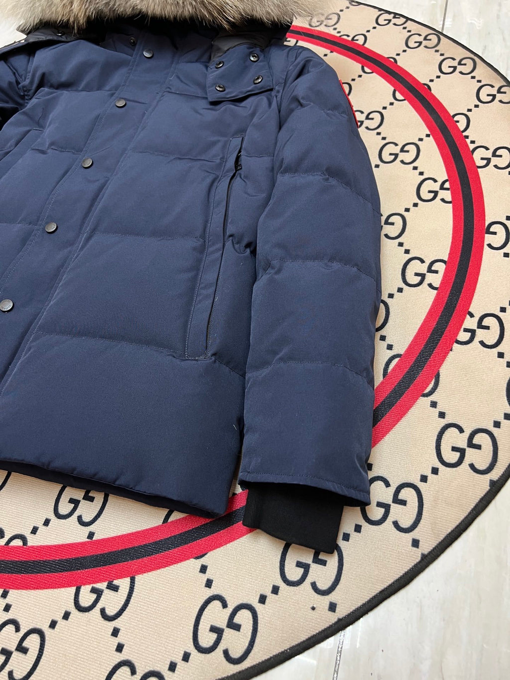 Canada Goose Unisex Hooded Puffer Jacket - Navy Blue