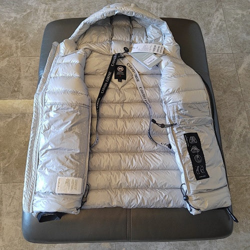 Canada Goose Hooded Puffer Jacket in Silver Gray